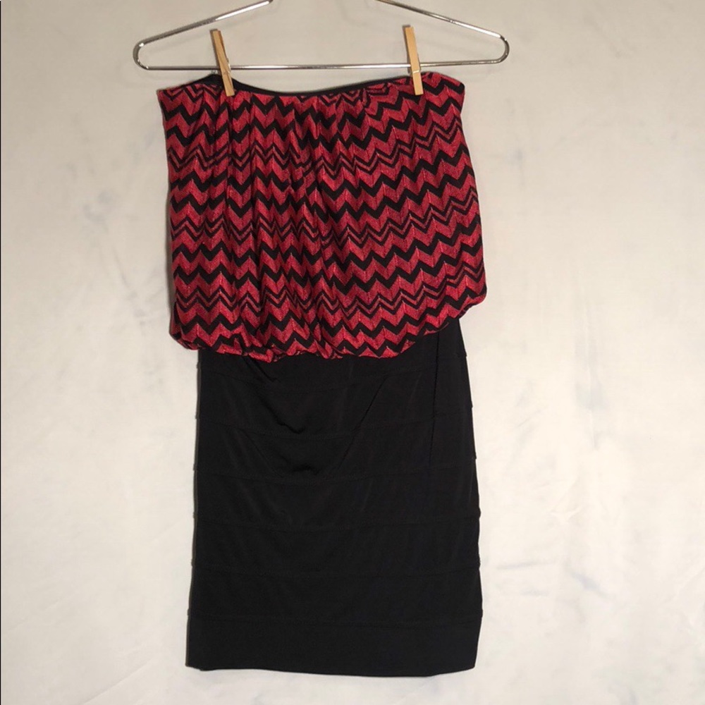 Mini strapless dress. Size S.